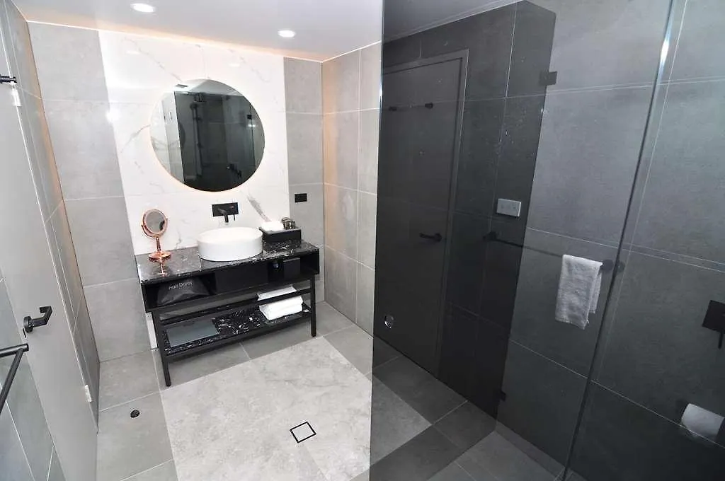 Deco Hotel Camberra